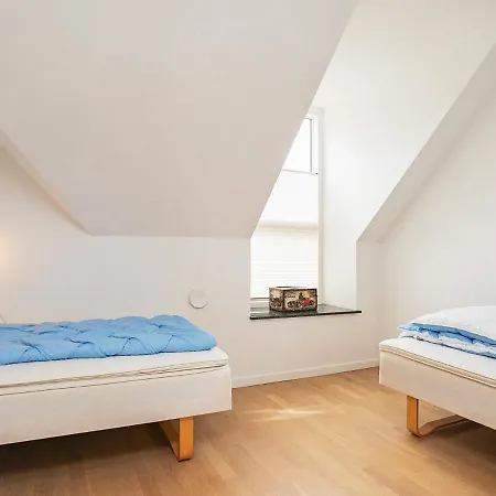 公寓 6 Person Holiday In *